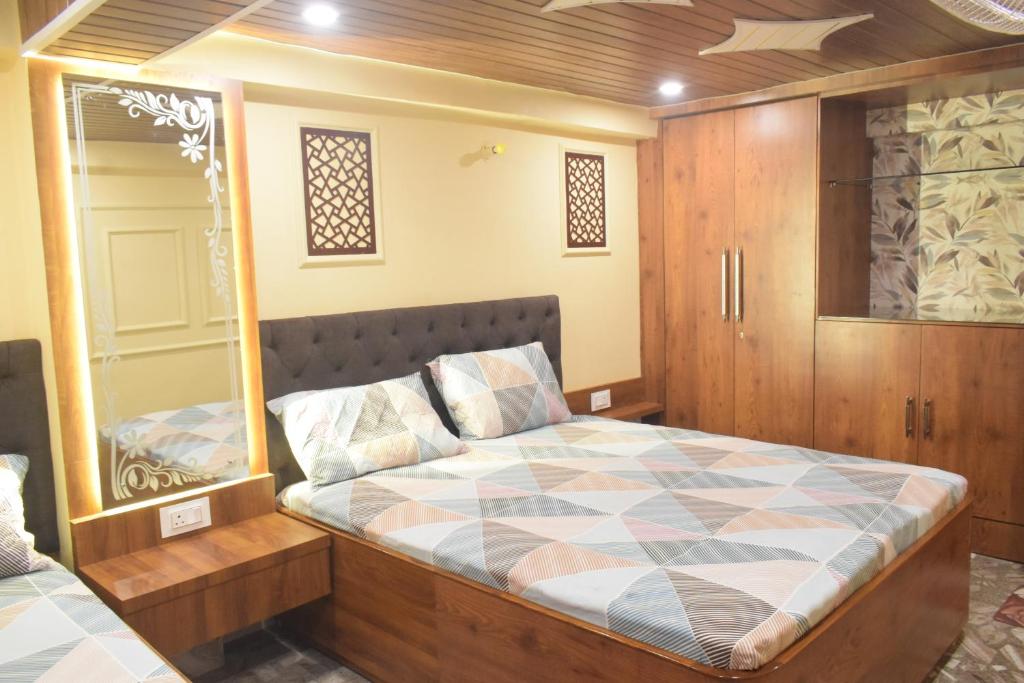 Shree Narayana P Guest House